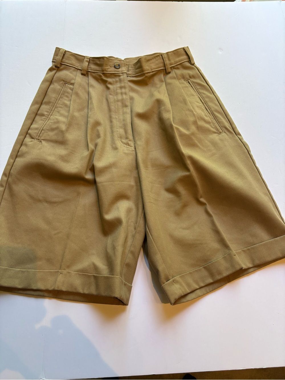 Woolrich Women's Cotton Bermuda Shorts Khaki Size 10 Cuffed High Waist